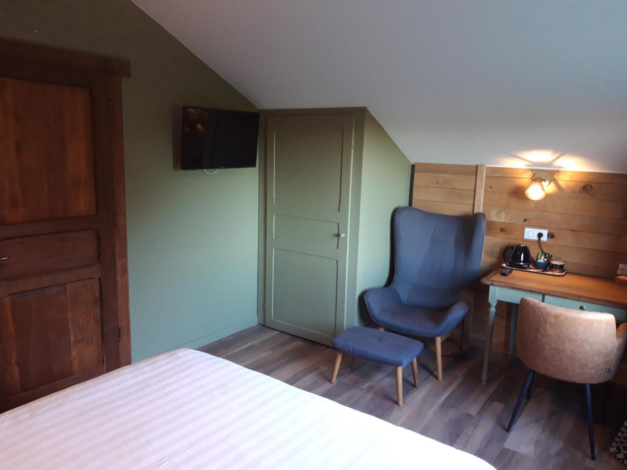 B&B Chez Fouchs - Chambre D'Hotes Dun-sur-Meuse Szoba fotó
